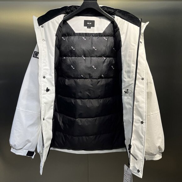 MLB White Down Jacket - Picture 8 of 9